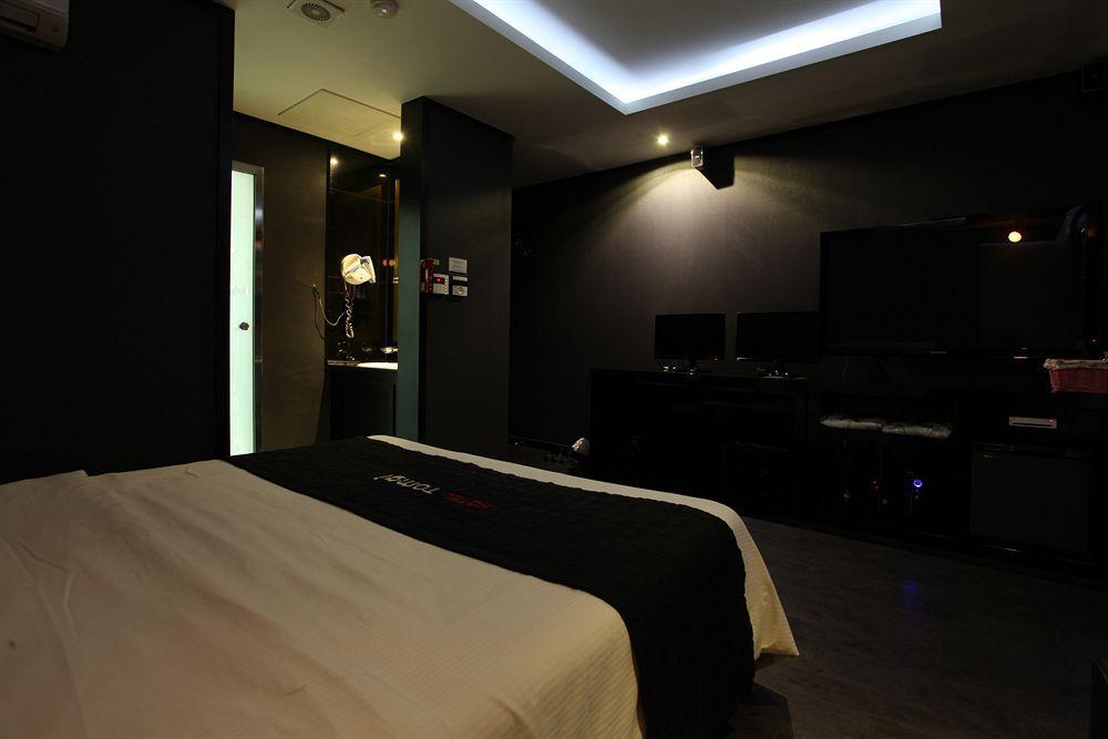 Hotel Moxy Seoul Insadong By Marriott Extérieur photo