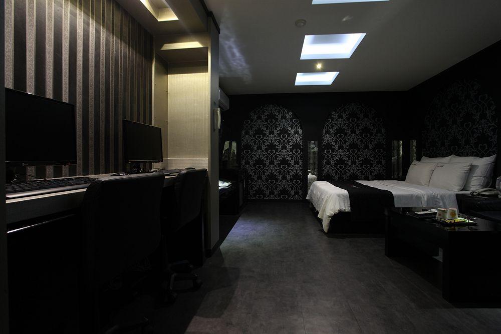 Hotel Moxy Seoul Insadong By Marriott Extérieur photo
