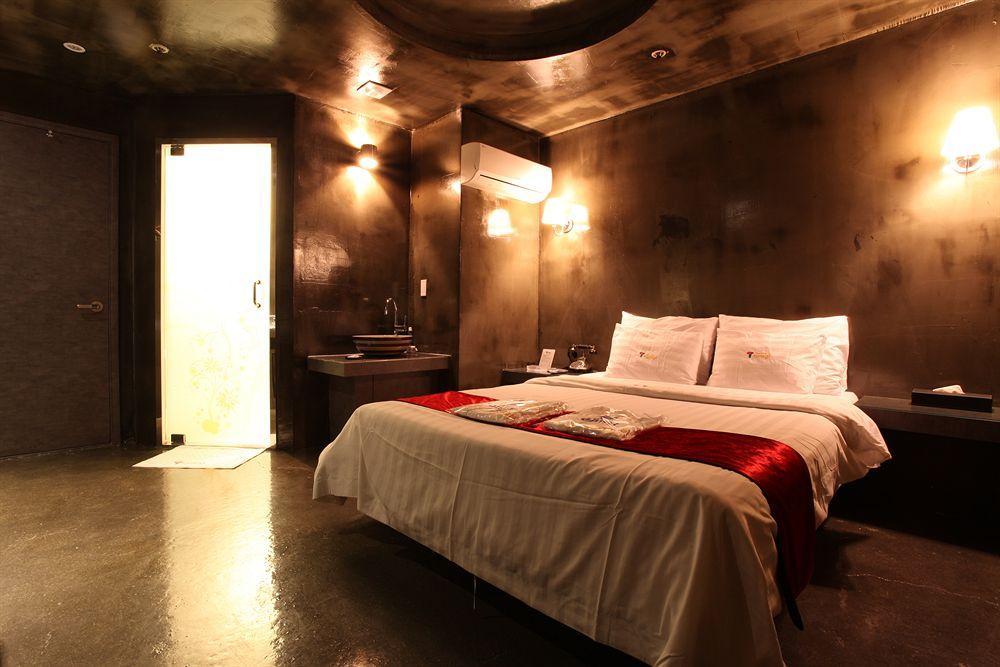 Hotel Moxy Seoul Insadong By Marriott Extérieur photo
