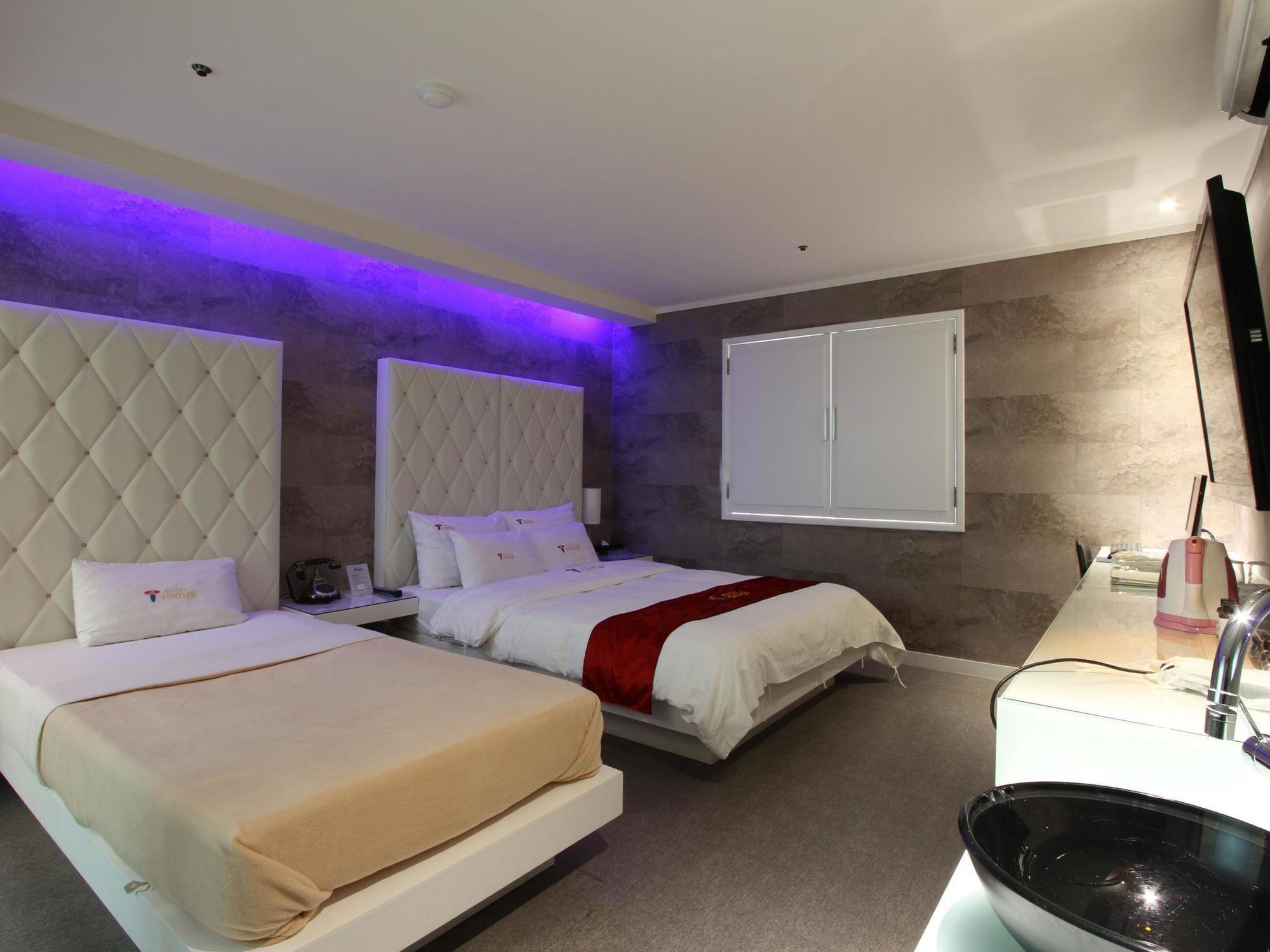Hotel Moxy Seoul Insadong By Marriott Extérieur photo